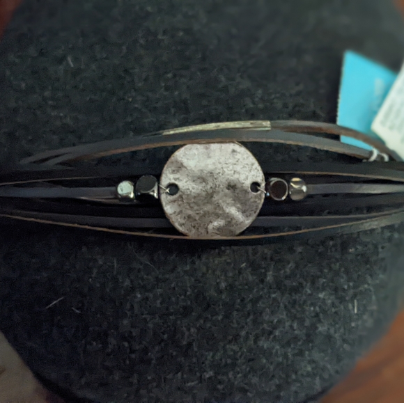 Bracelet - Picture 3 of 3